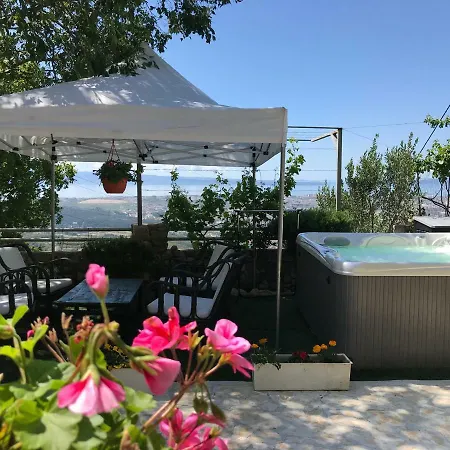 Relax House