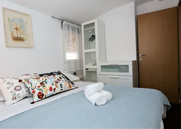 Relax House Semesterbostad *